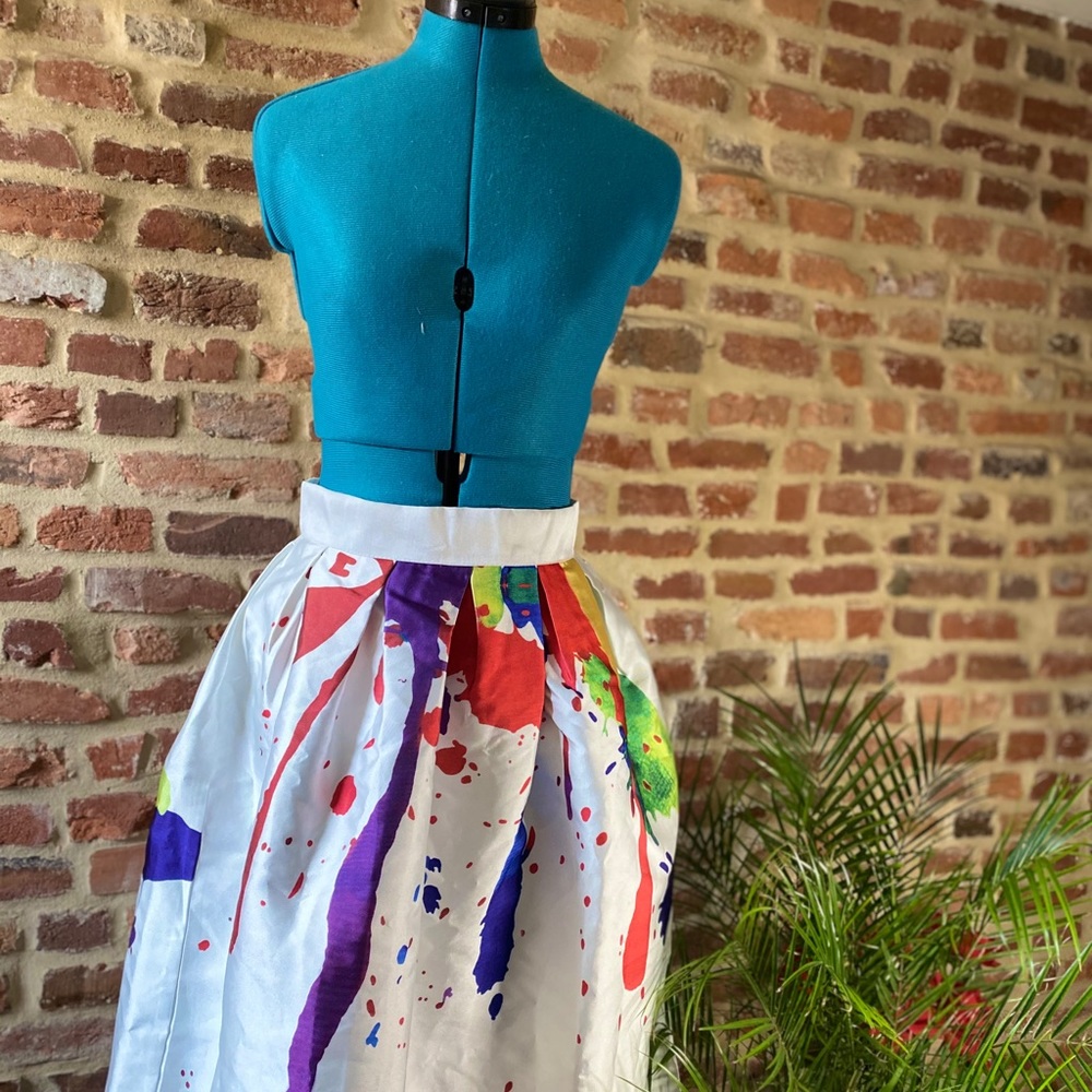 Spring Time Chic - Picture 3 of 3